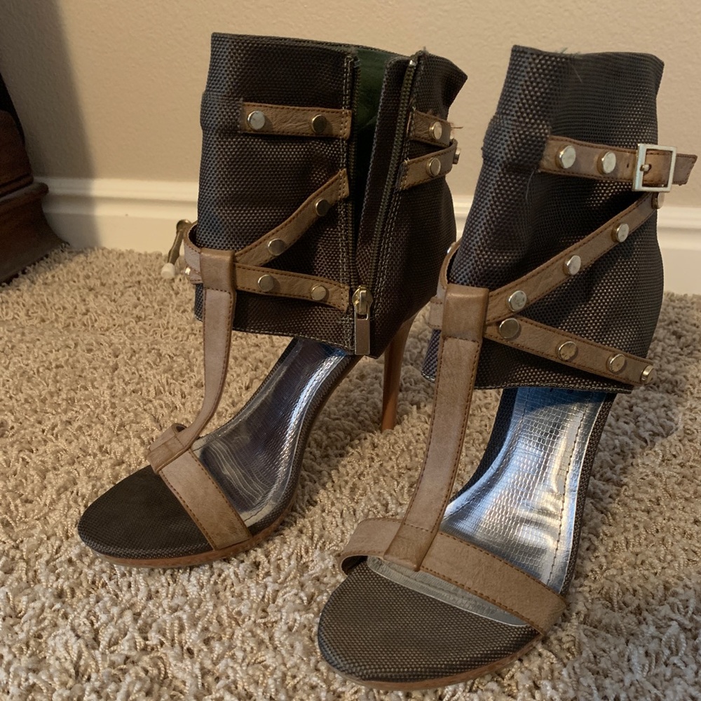 Heeled bootie